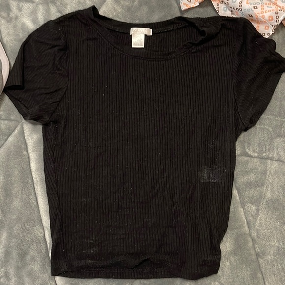 Selling both shirt and denim short! - Picture 2 of 2